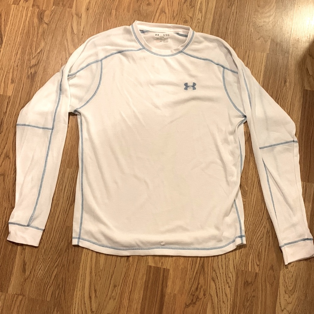 XL Under Armour All Season Gear Waffle Long Sleeve Top